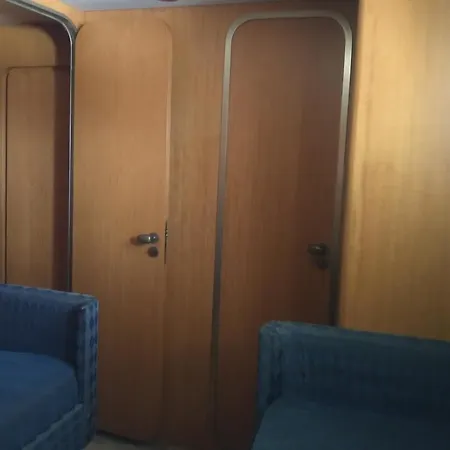 Botel Yacht Diva Venice
