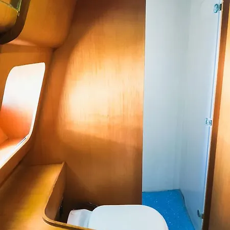 Yacht Diva Botel Venice